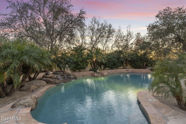 8449 E DIXILETA Drive, Scottsdale, AZ 85266