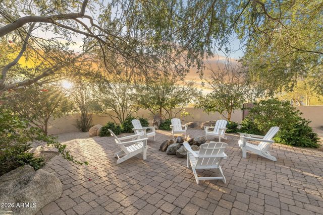 8449 E DIXILETA Drive, Scottsdale, AZ 85266