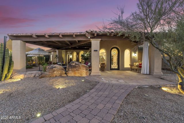 8449 E DIXILETA Drive, Scottsdale, AZ 85266