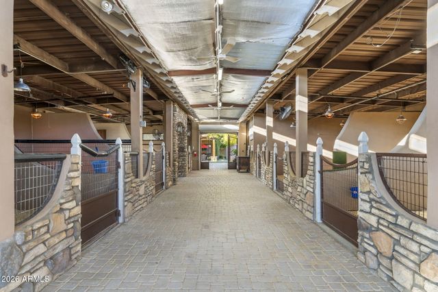 8449 E DIXILETA Drive, Scottsdale, AZ 85266