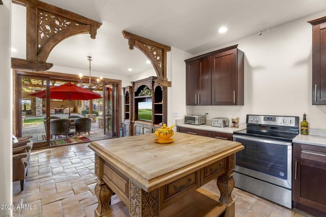 8449 E DIXILETA Drive, Scottsdale, AZ 85266