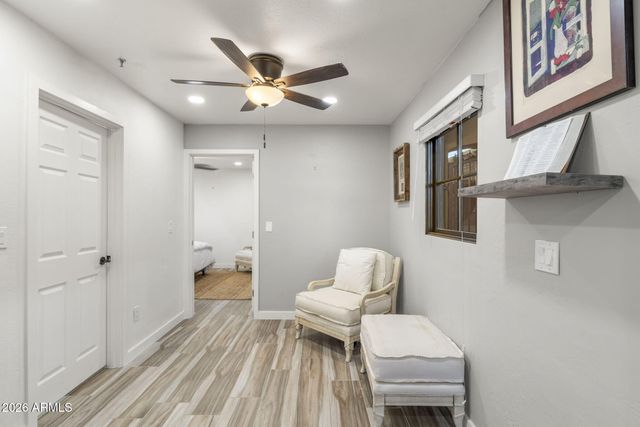 8449 E DIXILETA Drive, Scottsdale, AZ 85266