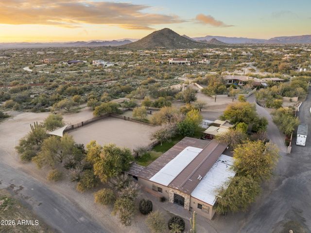 8449 E DIXILETA Drive, Scottsdale, AZ 85266