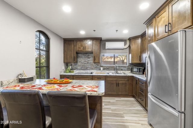 8449 E DIXILETA Drive, Scottsdale, AZ 85266