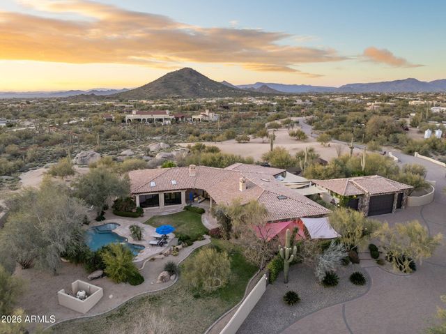 8449 E DIXILETA Drive, Scottsdale, AZ 85266