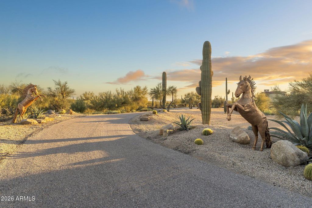 8449 E DIXILETA Drive, Scottsdale, AZ 85266 — photo 4