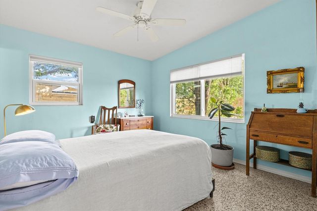 2504 N RADCLIFFE PLACE, Bradenton, FL 34207