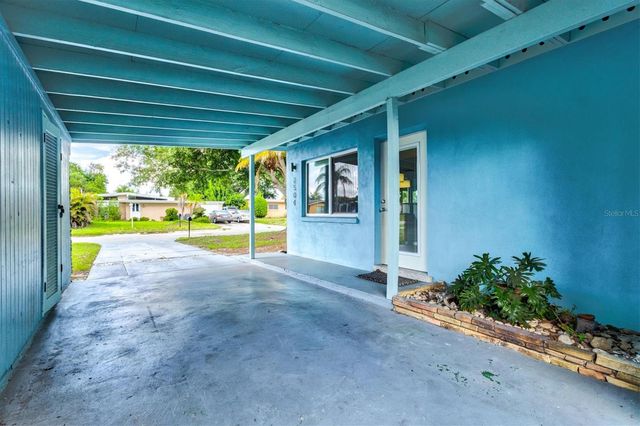 2504 N RADCLIFFE PLACE, Bradenton, FL 34207