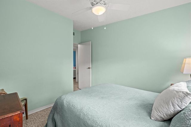 2504 N RADCLIFFE PLACE, Bradenton, FL 34207
