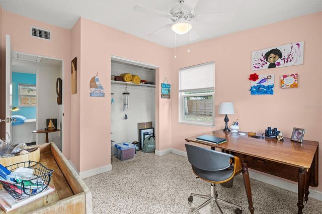 2504 N RADCLIFFE PLACE, Bradenton, FL 34207