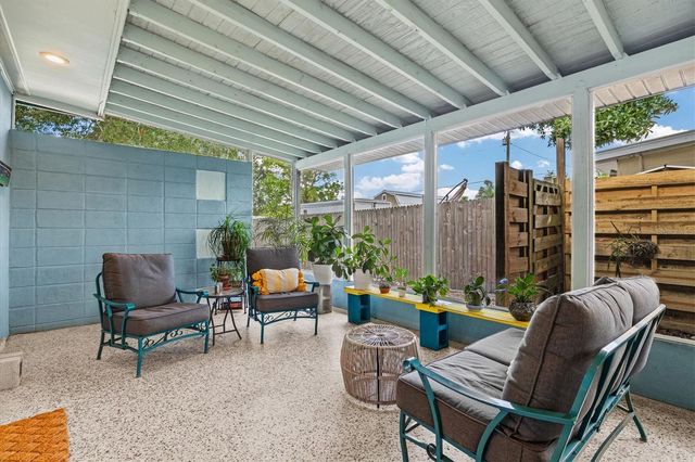 2504 N RADCLIFFE PLACE, Bradenton, FL 34207