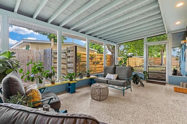 2504 N RADCLIFFE PLACE, Bradenton, FL 34207