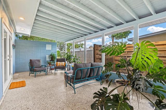 2504 N RADCLIFFE PLACE, Bradenton, FL 34207