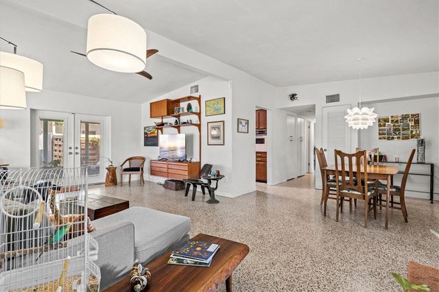 2504 N RADCLIFFE PLACE, Bradenton, FL 34207