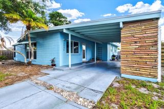 2504 N RADCLIFFE PLACE, Bradenton, FL 34207