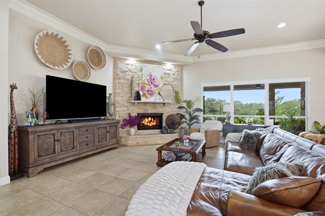 1177 County Road 2011, Glen Rose, TX 76690