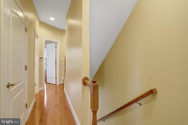 432A N THOMAS ST, Arlington, VA 22203