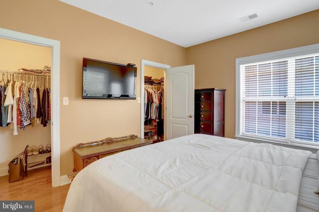432A N THOMAS ST, Arlington, VA 22203