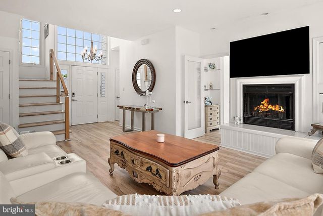 9 HARBORVIEW DR, Ocean Pines, MD 21811