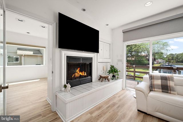 9 HARBORVIEW DR, Ocean Pines, MD 21811