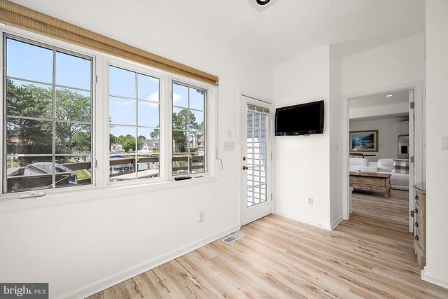 9 HARBORVIEW DR, Ocean Pines, MD 21811