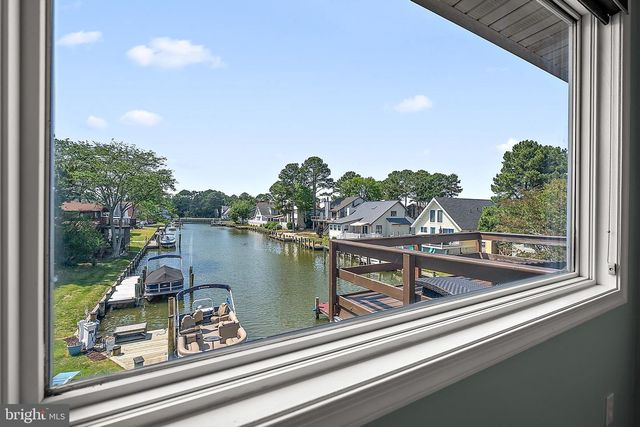 9 HARBORVIEW DR, Ocean Pines, MD 21811