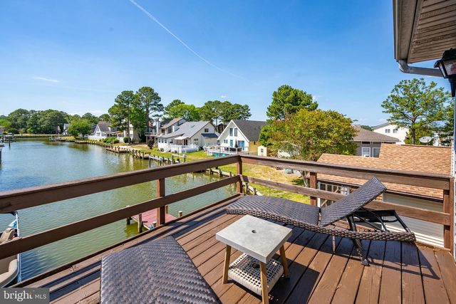 9 HARBORVIEW DR, Ocean Pines, MD 21811