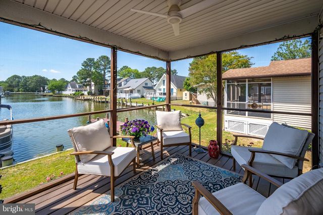 9 HARBORVIEW DR, Ocean Pines, MD 21811