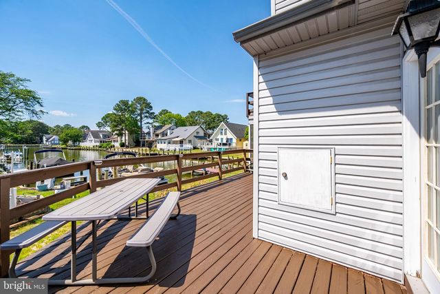 9 HARBORVIEW DR, Ocean Pines, MD 21811