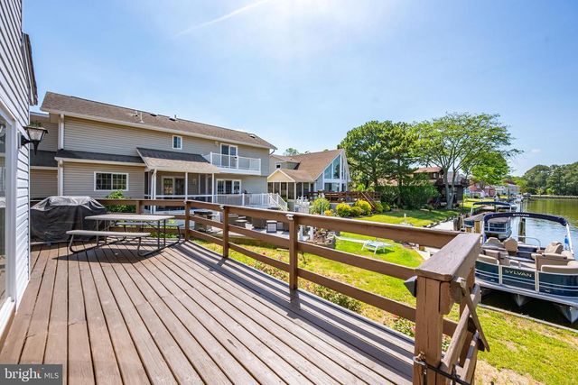 9 HARBORVIEW DR, Ocean Pines, MD 21811