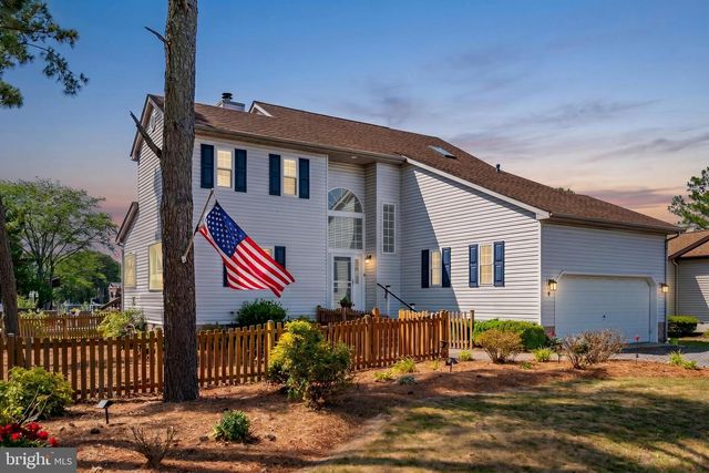 9 HARBORVIEW DR, Ocean Pines, MD 21811