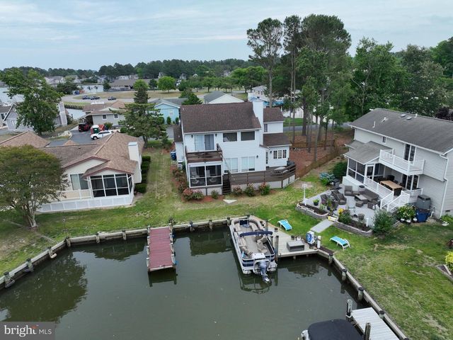 9 HARBORVIEW DR, Ocean Pines, MD 21811