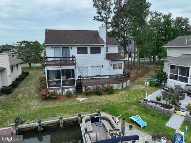 9 HARBORVIEW DR, Ocean Pines, MD 21811
