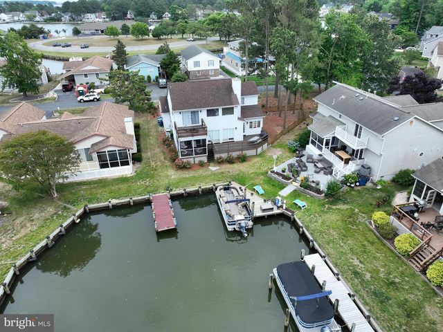 9 HARBORVIEW DR, Ocean Pines, MD 21811