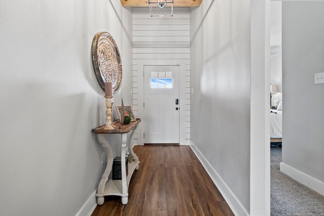 1122 16th Street, Shallowater, TX 79363