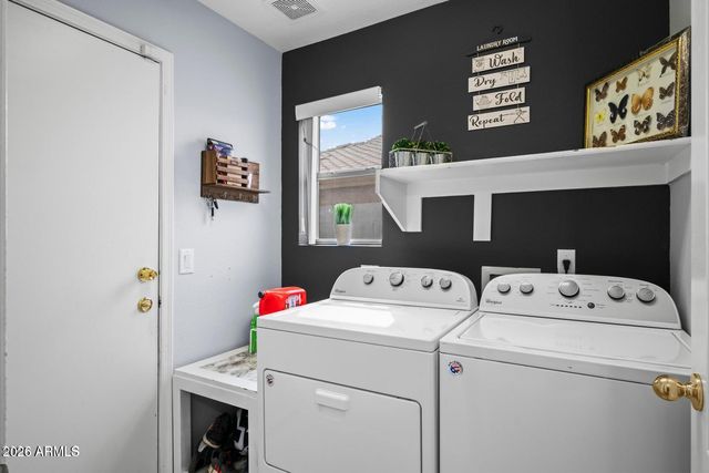 9818 W PONTIAC Drive, Peoria, AZ 85382