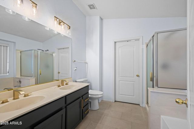 9818 W PONTIAC Drive, Peoria, AZ 85382