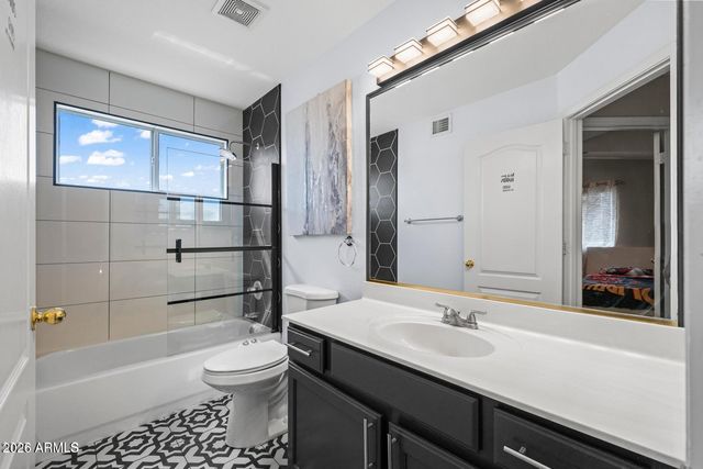9818 W PONTIAC Drive, Peoria, AZ 85382