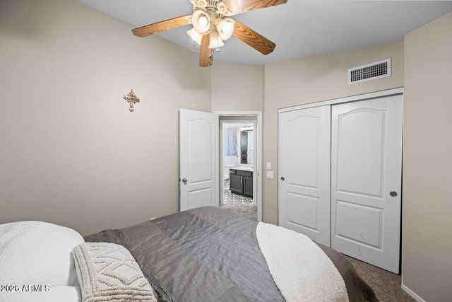 9818 W PONTIAC Drive, Peoria, AZ 85382