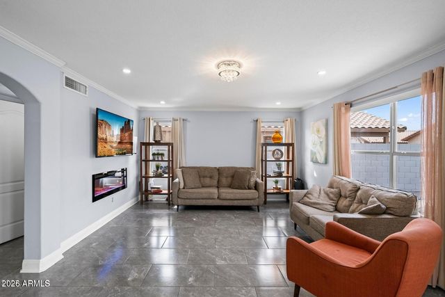 9818 W PONTIAC Drive, Peoria, AZ 85382
