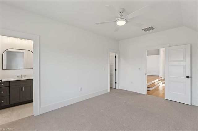 3037 Scarlet Tanager Drive, Winston-salem, NC 27106