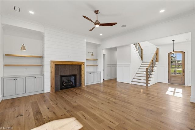 3037 Scarlet Tanager Drive, Winston-salem, NC 27106