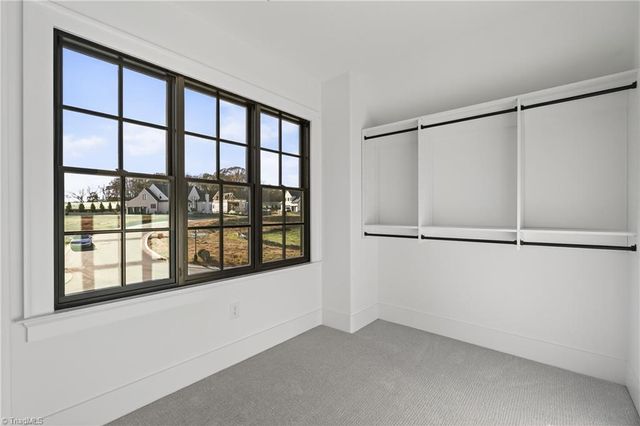 3037 Scarlet Tanager Drive, Winston-salem, NC 27106