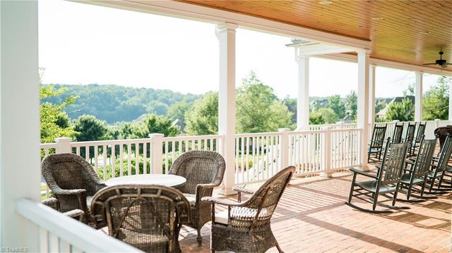 3037 Scarlet Tanager Drive, Winston-salem, NC 27106