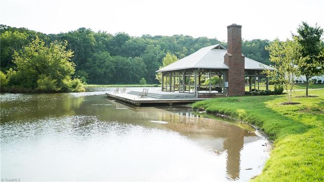 3037 Scarlet Tanager Drive, Winston-salem, NC 27106