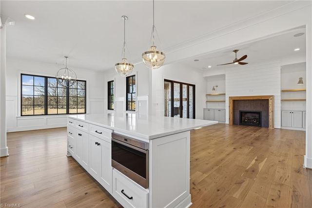 3037 Scarlet Tanager Drive, Winston-salem, NC 27106