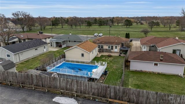 380 Two Mile Creek Road, Tonawanda, NY 14150