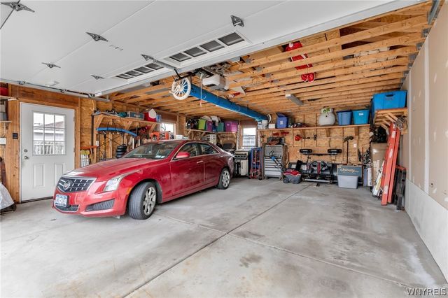 380 Two Mile Creek Road, Tonawanda, NY 14150