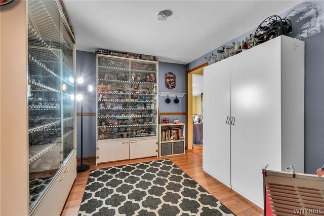 380 Two Mile Creek Road, Tonawanda, NY 14150