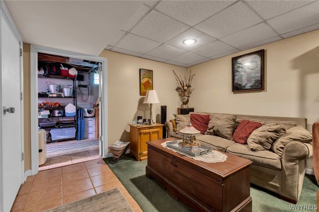 380 Two Mile Creek Road, Tonawanda, NY 14150